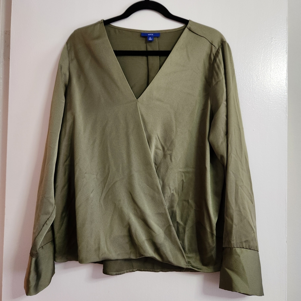 Apt. 9 Olive V-Neck Blouse